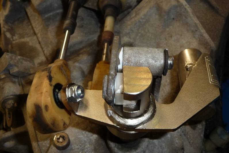 Short Shifter for Saab (all with F23 Gearbox)