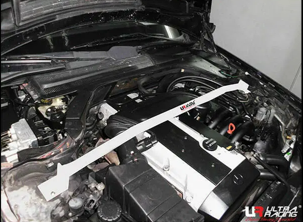 Ultra Racing Mercedes S Class (W140) Front Strut Brace