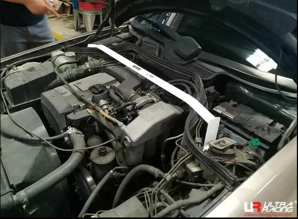 Ultra Racing Mercedes E Class (W210) Front Strut Brace URTW2-3497