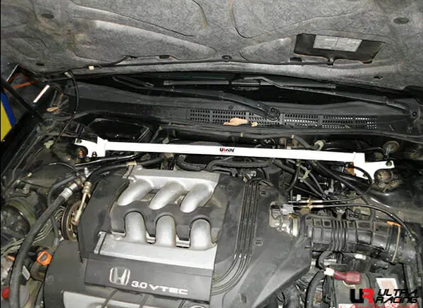 Ultra Racing Honda Accord Front Strut Brace