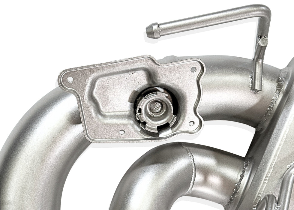Yonristic VANTA Edition X-pipe exhaust for the Corvette C8 - tip close-up on vehicle