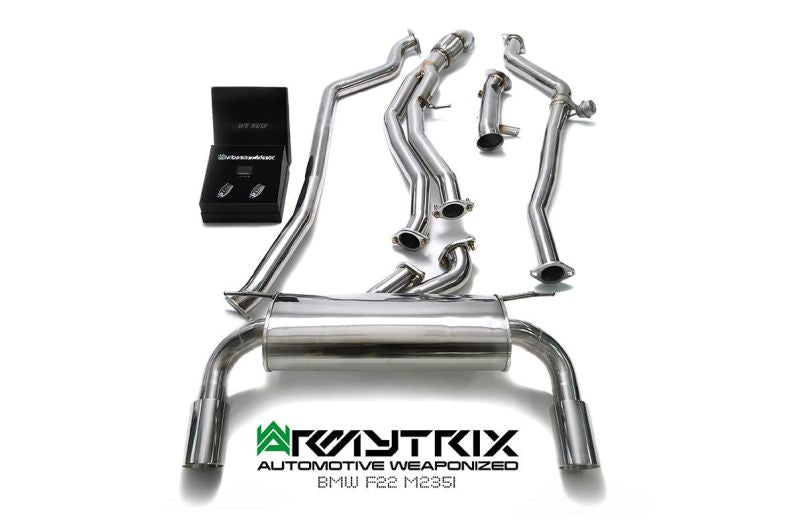 Système d'échappement Armytrix Valvetronic : collecteur avant en Y, collecteur intermédiaire, silencieux Valvetronic, kit de télécommande sans fil et doubles embouts chromés argentés pour BMW F20/F21 M135i (2012-2015)