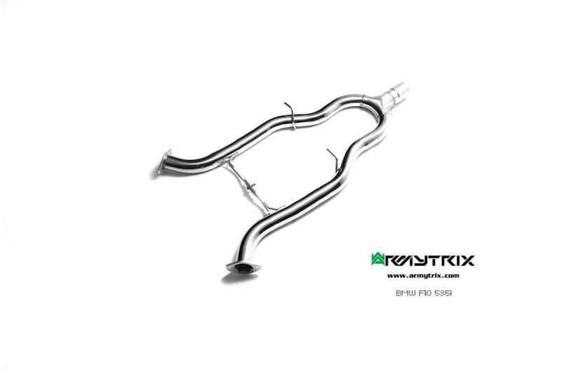 Système d'échappement Armytrix Valvetronic : tube avant + tube intermédiaire + tube en Y + silencieux Valvetronic + kit de télécommande sans fil + quatre embouts chromés argentés pour BMW F10 535i (2010-2017)