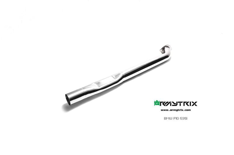 Système d'échappement Armytrix Valvetronic : tube avant + tube intermédiaire + tube en Y + silencieux Valvetronic + kit de télécommande sans fil + quatre embouts chromés argentés pour BMW F10 535i (2010-2017)