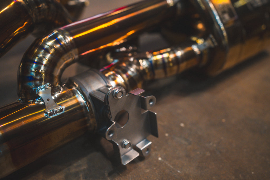 Système d'échappement sport à soupapes pour Lotus Emira - Échappements Valvetronic