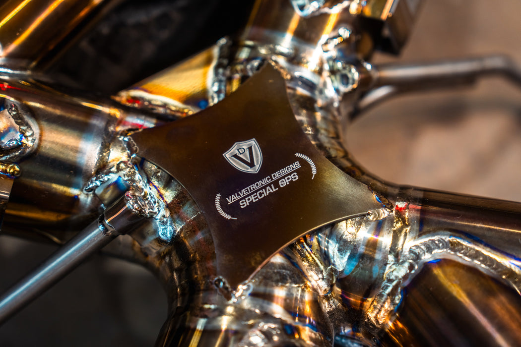 Système d'échappement de course McLaren 765LT F1 - Échappements Valvetronic