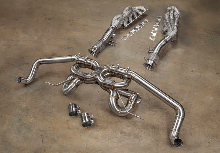 Audi R8 True F1 / Système d'échappement à soupapes - Échappements Valvetronic 