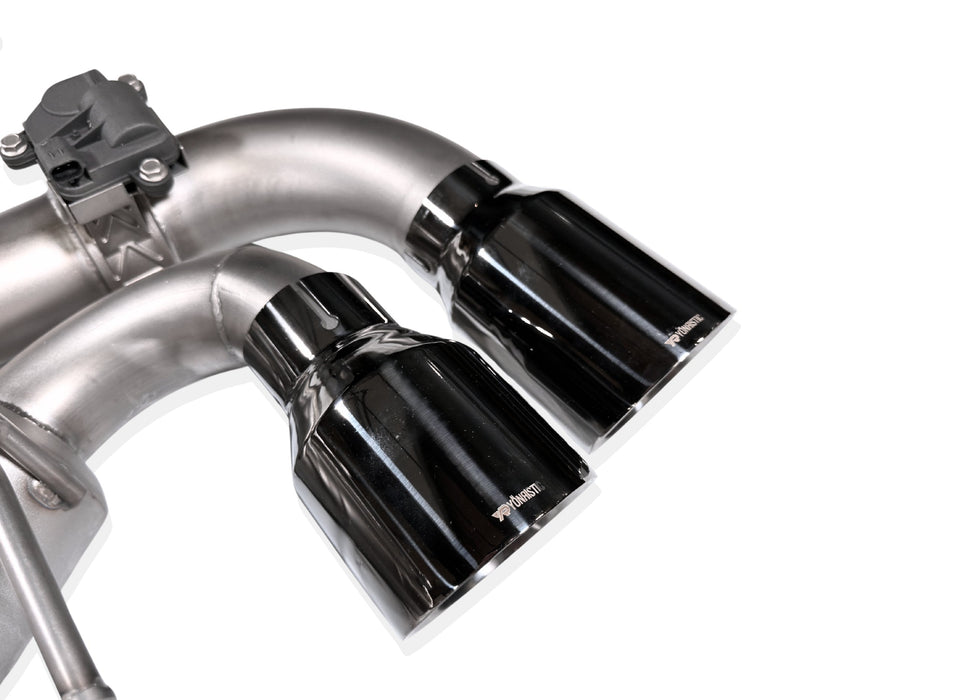 Yonristic VANTA Edition X-pipe exhaust for the Corvette C8 - rear diffuser and tips fitted