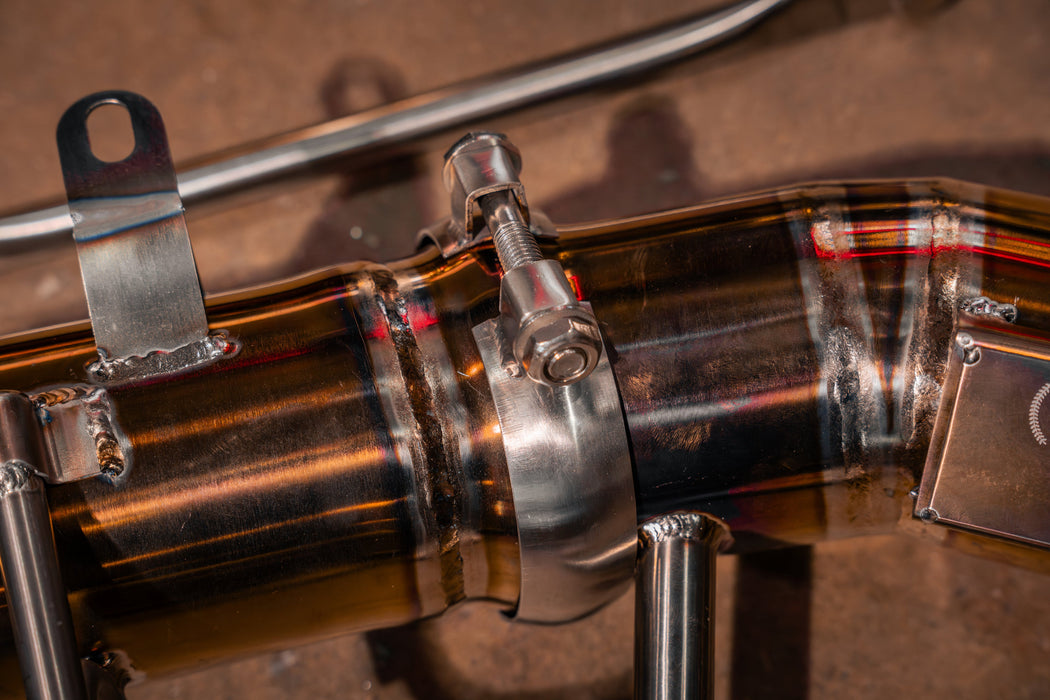 Système d'échappement Ferrari SF90 RACE F1 - Échappements Valvetronic