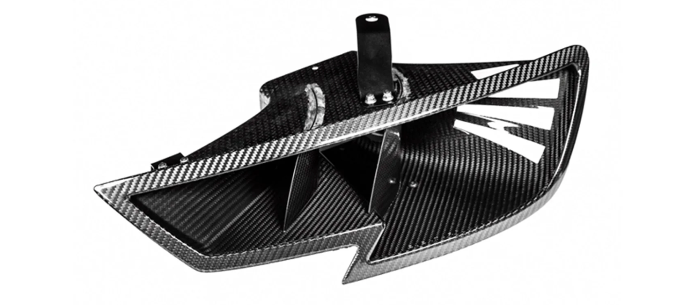 EVENTURI AUDI RS3 HEADLAMP RACE INTAKE DUCT IN CARBON FIBRE (8V FACELIFT)