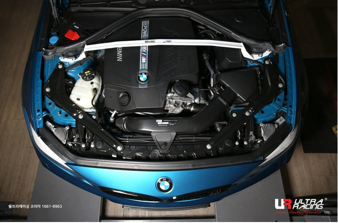 Ultra Racing front strut braces