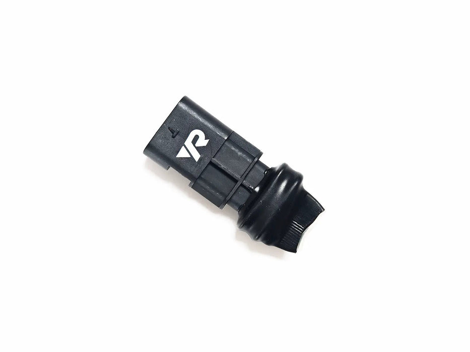 Yonristic Performance Lamborghini Revuelto valve simulator module - plug-and-play connector detail