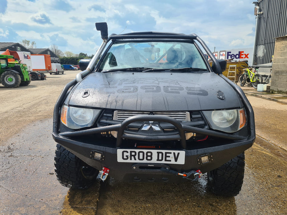 JP Cages - MITSUBISHI L200 B40 SINGLE CAB ROLL CAGE KIT