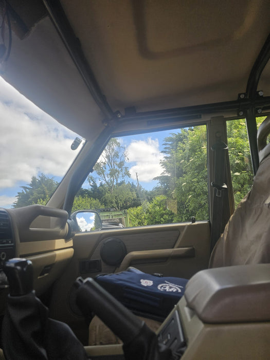 JP Cages - LANDROVER DISCOVERY 1 300TDI INTERNAL ROLL CAGE - CAMEL TROPHY