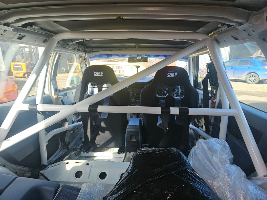 JP Cages - VOLVO 850 HALF ROLL CAGE