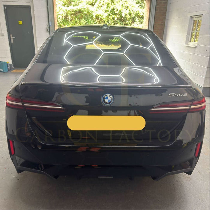 OEM Style Gloss Black Boot Spoiler for BMW G60 5 Series G90 M5 24-Present